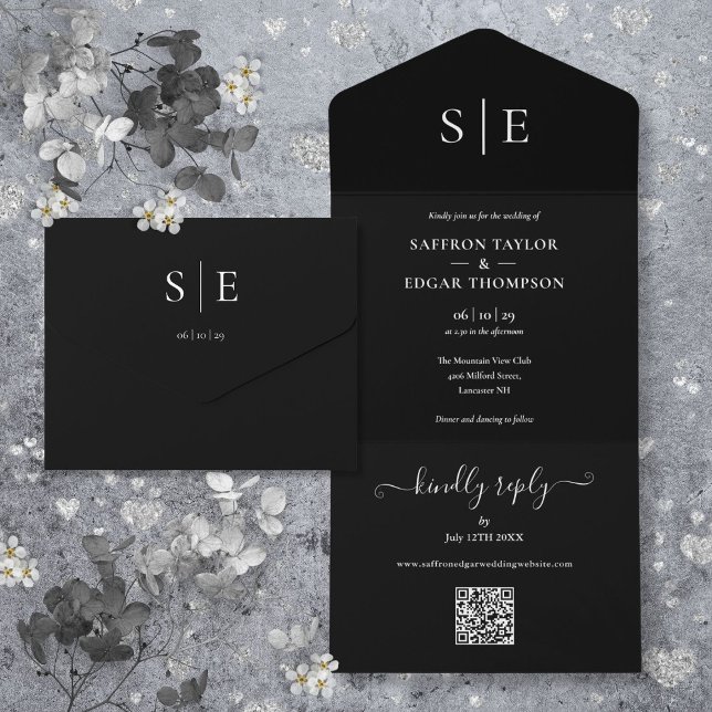 QR-Code für Schwarz-Weiß-Monogramm All In One Einladung (Black And White Monogram QR Code Wedding All In One Invitation)