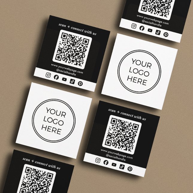 QR-Code für Schwarzes Logo Quadratische Visitenkarte (Front and back of 2.5 inch square business card. Choose a corner and paper style.)