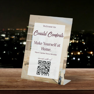 QR-Code für Urlaubsvermietung Sockelschild