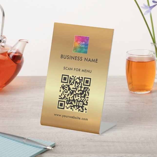 QR-Code Ihre Logo-Imitate Gold Custom Scan for Men Sockelschild (In SItu)