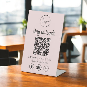 QR-Code-Logo für Rosa Social Media Sockelschild