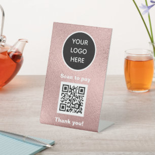 QR-Code-Logo Roségold Geschäft Scanne mich Webseit Sockelschild
