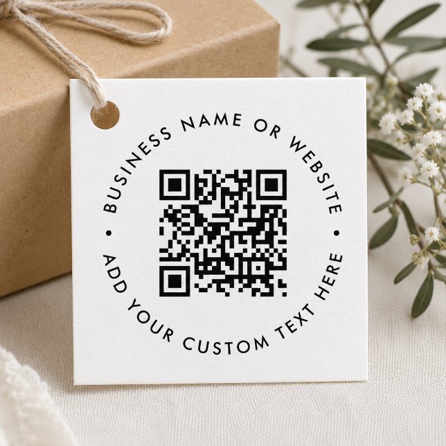 QR-Code Minimalistisch sauber, einfach weißes Budg Geschenkanhänger (Minimal white favor tags with a scannable QR code for websites, menus, reviews, or socials.)
