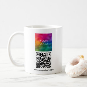 QR-Code-Prüfung in Business-Logos Weiße Vorlage Kaffeetasse
