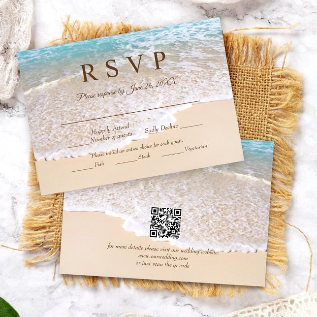QR Code Summer Ocean Waves Tropical Beach Wedding RSVP Karte (Von Creator hochgeladen)