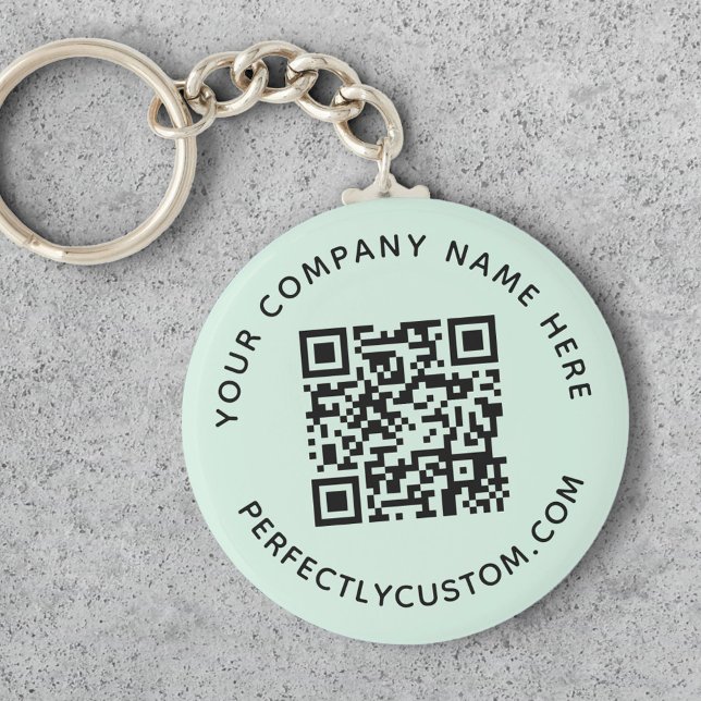 QR-Code und benutzerdefinierter Text mit hellgrüne Schlüsselanhänger (Von Creator hochgeladen)