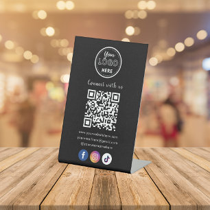 QR-Code Verbindung mit US Facebook Instagram Tikto Sockelschild