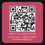 QR Code Wedding Website Names Magenta Quadratischer Aufkleber<br><div class="desc">QR Code Hochzeit Website Namen Magenta. Der Text kann leicht personalisiert werden. Sie können auch Hintergrund- und Textfarben nach Ihrem Hochzeitstil ändern,  wenn Sie es wünschen,  indem Sie die Option Weitere anpassen wählen.</div>