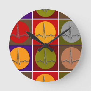 QRS Pop Art Runde Wanduhr