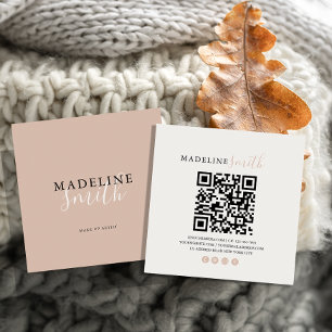 Quadratischer Boho-Beige-Schrift-QR-Code Quadratische Visitenkarte
