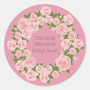 Quadratischer rosa Blumenkranz auf Namensschild au Runder Aufkleber