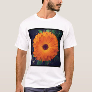 Quadratisches Foto - Tagetes T-Shirt