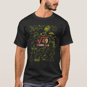 Quadratwurzel aus 49 7. Geburtstag 7 Jahre alt Mat T-Shirt