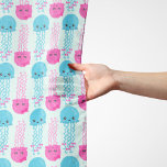 Quallenmuster, Niedliche Quallen, Meerestiere Schal<br><div class="desc">Niedlich,  lustig und bezaubernd mit rosa und blauen Quallen. Modernes und trendiges Geschenk,  perfekt für den Meeresliebhaber in Ihrem Leben.</div>