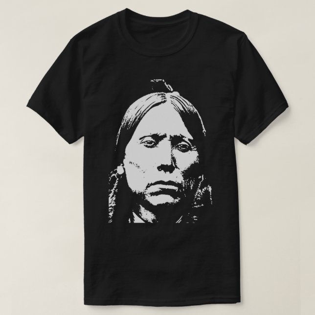 QUANAH PARKER (GROSS) Essenzieller T - Shirt.png T-Shirt (Design vorne)