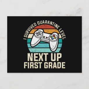 Quarantäne First Grade School Teacher Kids Gamer Postkarte