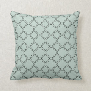Quatrefoil Palladian Blue Decorative Pillow Kissen