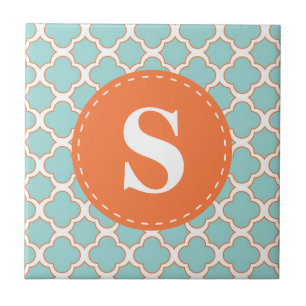 Quatrefolienmuster Türkis Orange mit Monogramm Fliese
