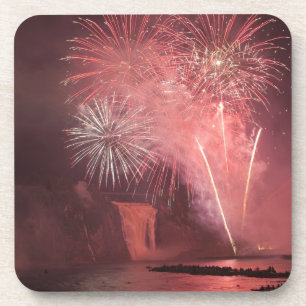 Québec City, Québec, Kanada. Feuerwerk am Parc 2 Getränkeuntersetzer