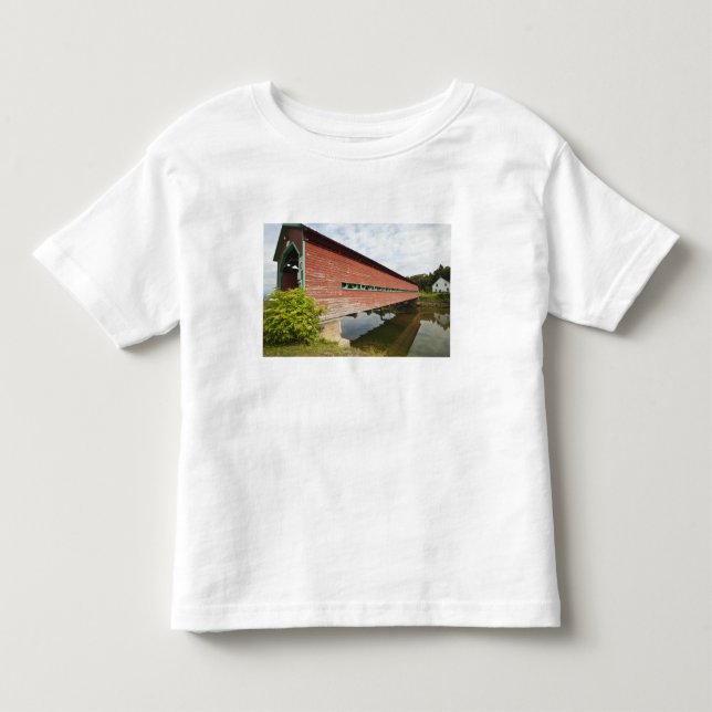  
Quebec, Kanada. Brücke über Galipeault Kleinkind T-shirt (Vorderseite)
