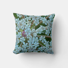 Queen Anne's Lace White Blume Kissen