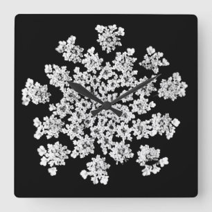 'Queen Annes Snowflake'-Wanduhr Quadratische Wanduhr