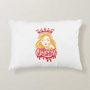 Queen Design – Elegante königliche Kronentypografi Dekokissen