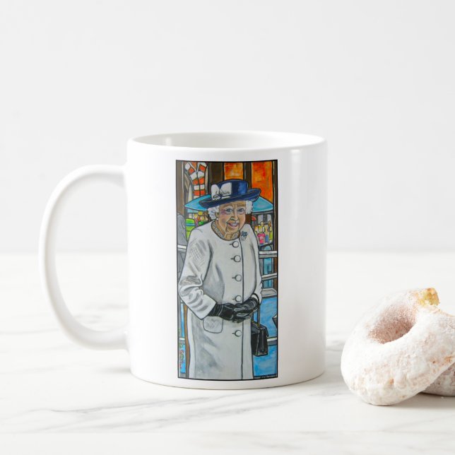 Queen Elizabeth At Paddington Station Kaffeetasse (Mit Donut)