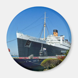 Queen Mary & Sub Magnet