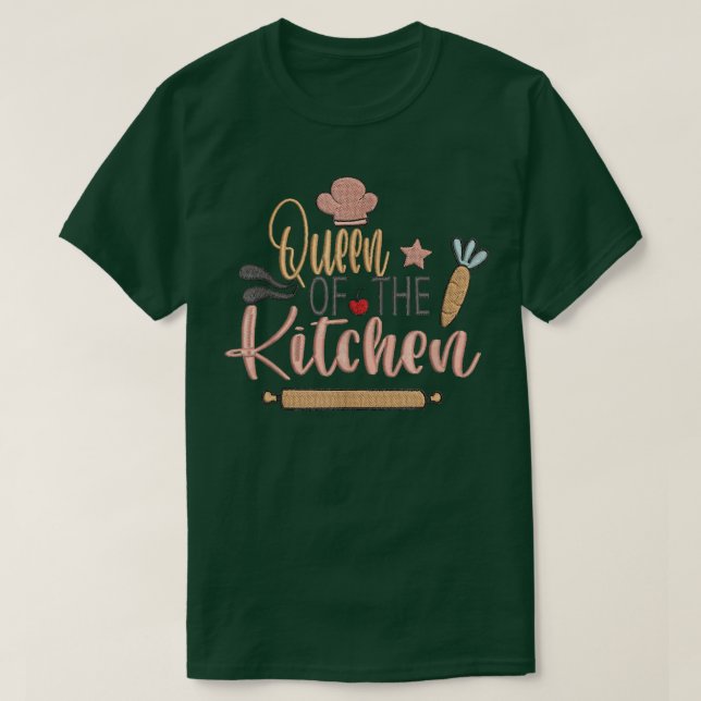 queen of the kitchen cooking master chef hat cook  T-Shirt (Design vorne)