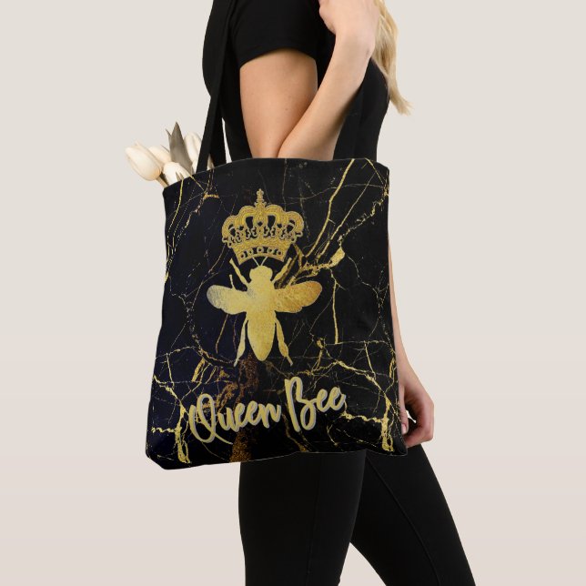 QUEEN-TASCHE aus schwarzem und goldenem Marmor (Von Nahem)
