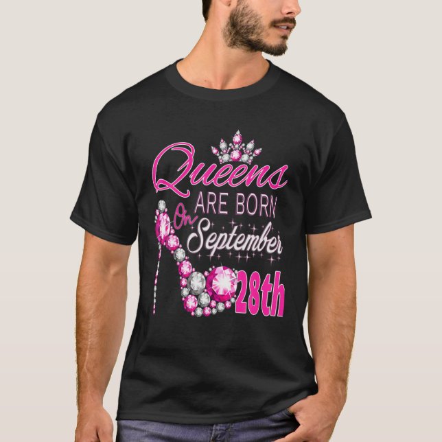 Queens sind am 28. September Geboren T-Shirt (Vorderseite)
