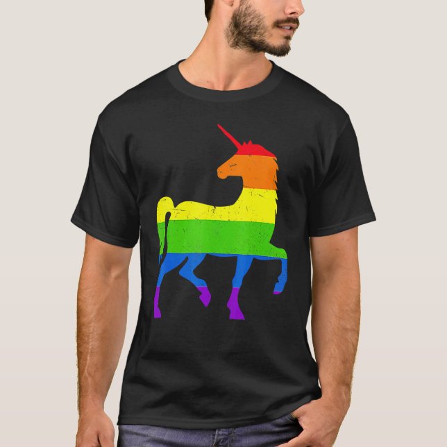 Queer Gay Pride Month Rainbow Flag Fantasy Unicorn T-Shirt (Vorderseite)