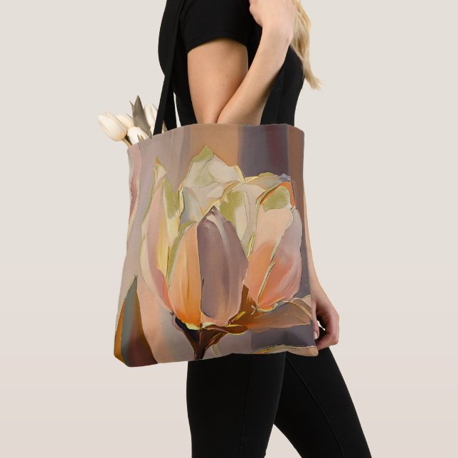 Quiet Bloom – Abstract Tulips In Soft Gold (Von Nahem)