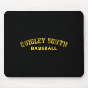 Quigley South Alumni Baseball T-Shirt mit distress Mousepad