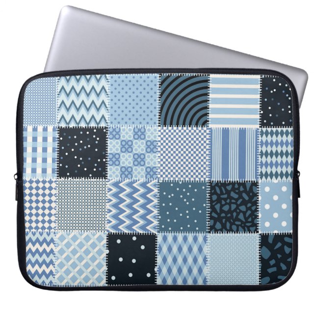 Quilt-Design, geometrisches Patchwork, Blautöne. Laptopschutzhülle (Vorderseite)