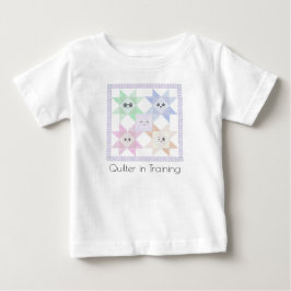 Quilterin in Ausbildung Kleinkind T-Shirt