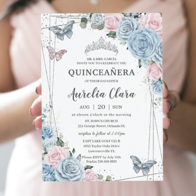 Quinceañera Baby Blue Pale Pink Floral Butterflieg Einladung (Von Creator hochgeladen)