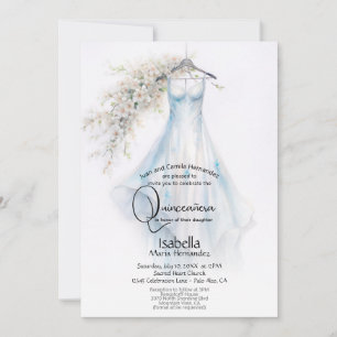 Quinceañera Blassblauer Rock Weiße Blüten Einladung