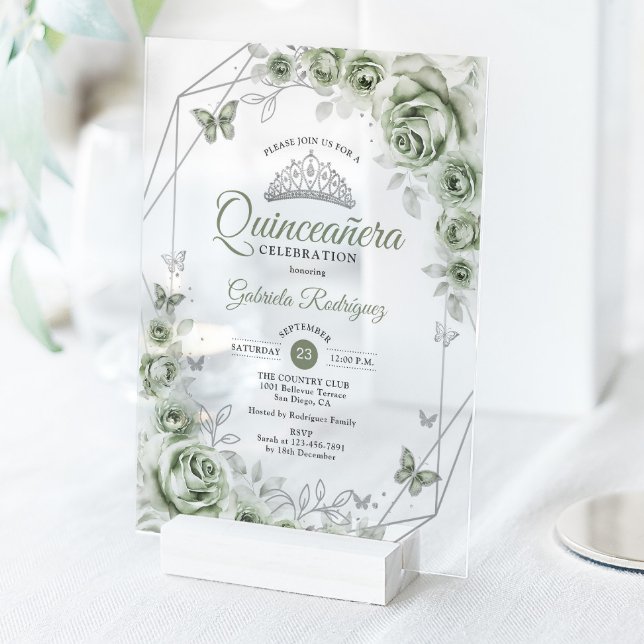 Quinceanera Blumenschmuck Sagegrün Silber Acryleinladungen (Von Creator hochgeladen)
