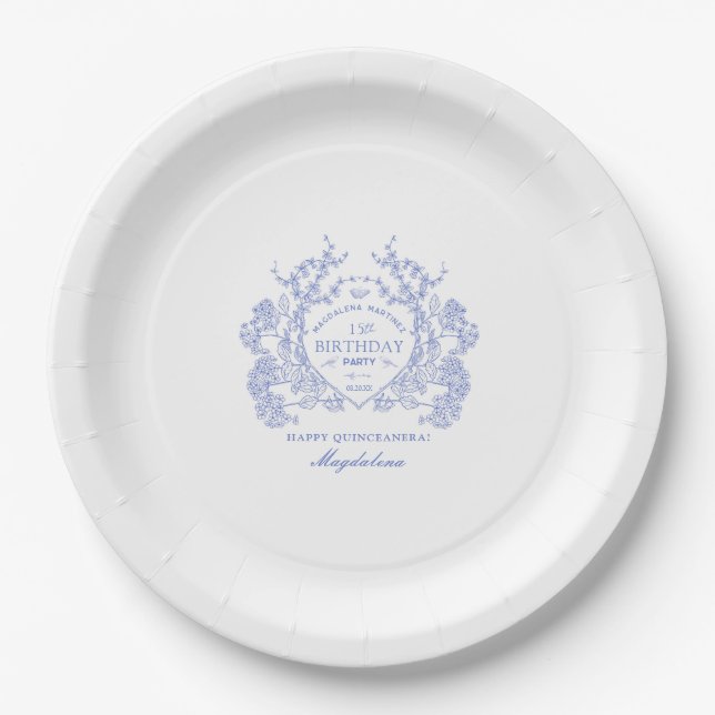 Quinceanera French Blue Floral Wappen Custom Pappteller (Vorderseite)