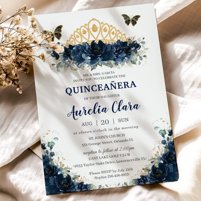 Quinceañera Navy Blue Floral Butterfells Krone Einladung (Von Creator hochgeladen)