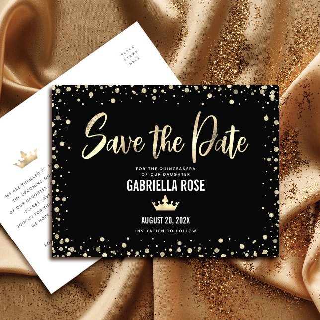 Quinceañera Save the Date Black Gold Glitzer Crown Einladungspostkarte (Von Creator hochgeladen)