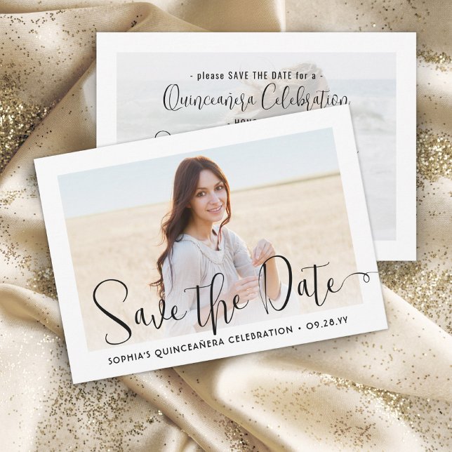 Quinceañera Trendy Script Chic Modern 2 Foto Save The Date (Von Creator hochgeladen)