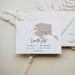 Quinn - Moveable Heart Blush Alaska Karte Rett Dat<br><div class="desc">Dieses Reisethema Save the Date zeigt eine Alaska-Landkarte und eine Rückseite der Postkarte. Ändern Sie einfach die Farbe der Karte und bewegen Sie das Herz um Ihr Ziel zu markieren.</div>