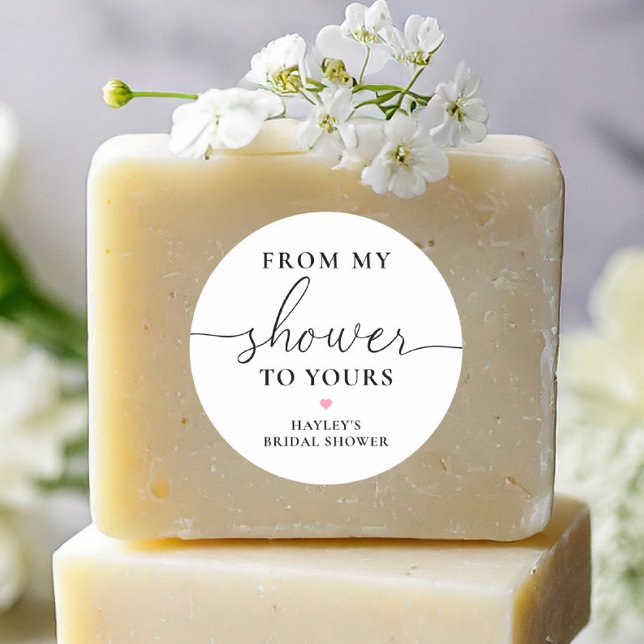 Quinn von meiner Dusche zu deiner Seife Runder Aufkleber (Von Creator hochgeladen)