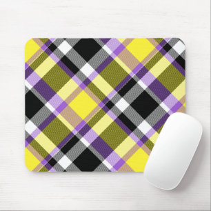 Quirky Eclectic Boho Nonbinary Karo Stolzflagge Mousepad