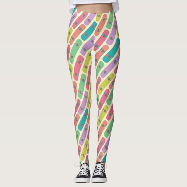Quirky-farbiges Skateboardmuster Leggings (Vorderseite)