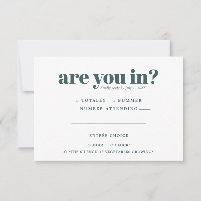 Quirky Fun Wedding RSVP | 70er Typografie Ankündigung (Vorderseite)