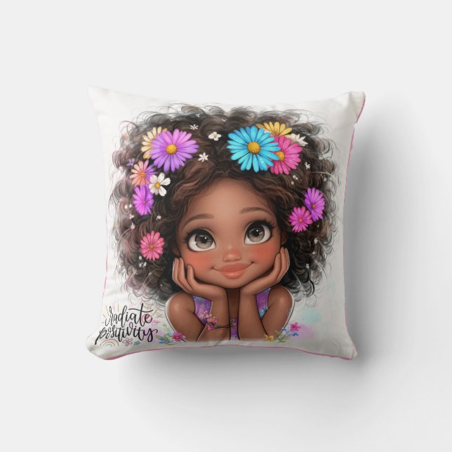 Quirky Girl Radiate Positivity Throw Kissen (Vorderseite)